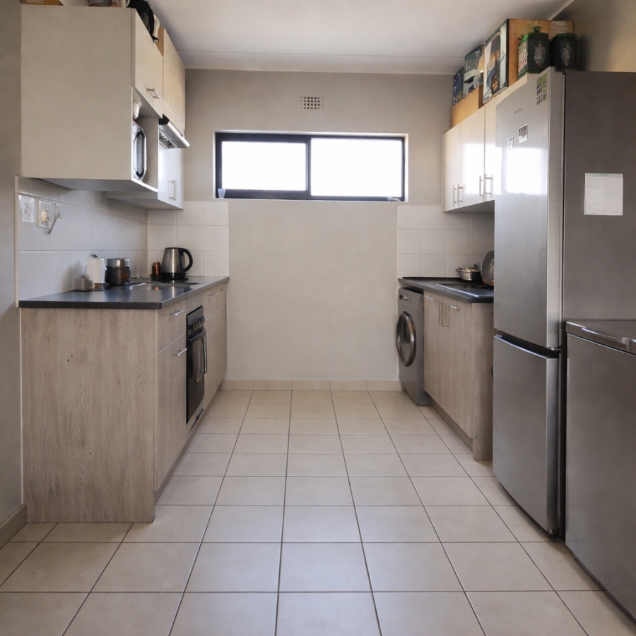 2 Bedroom Property for Sale in Parklands North Western Cape